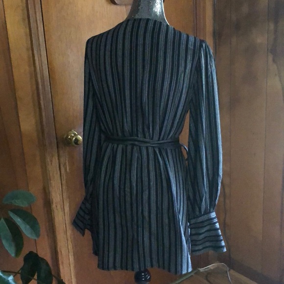 Rokoko Wrap Dress - Picture 5 of 8